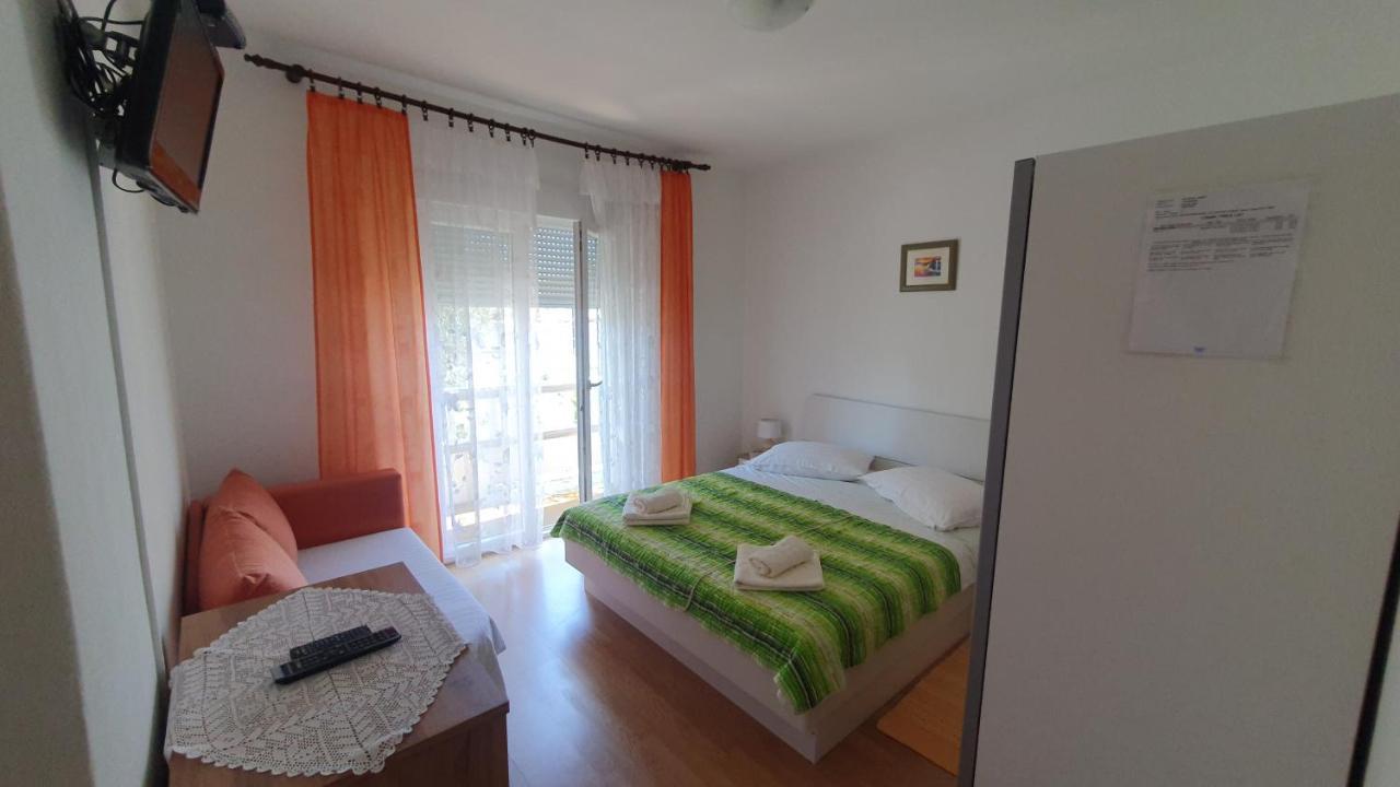 Violet Apartman Banjol Kültér fotó