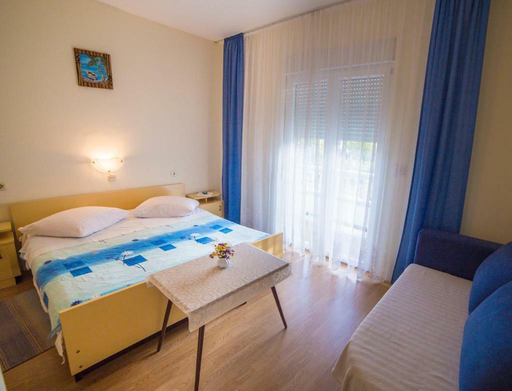 Violet Apartman Banjol Kültér fotó
