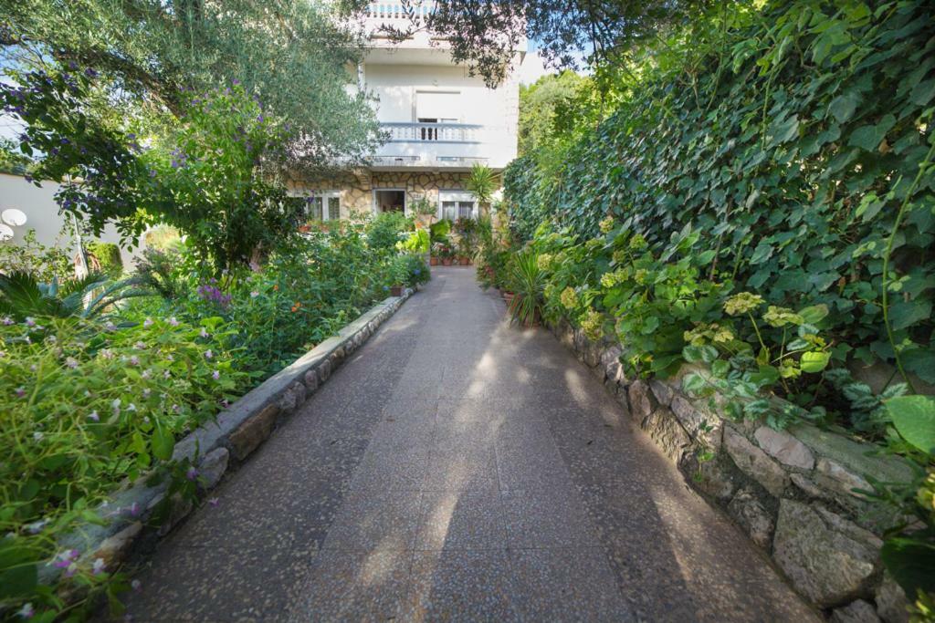 Violet Apartman Banjol Kültér fotó