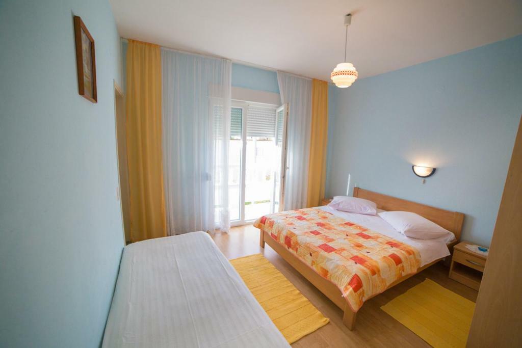 Violet Apartman Banjol Kültér fotó